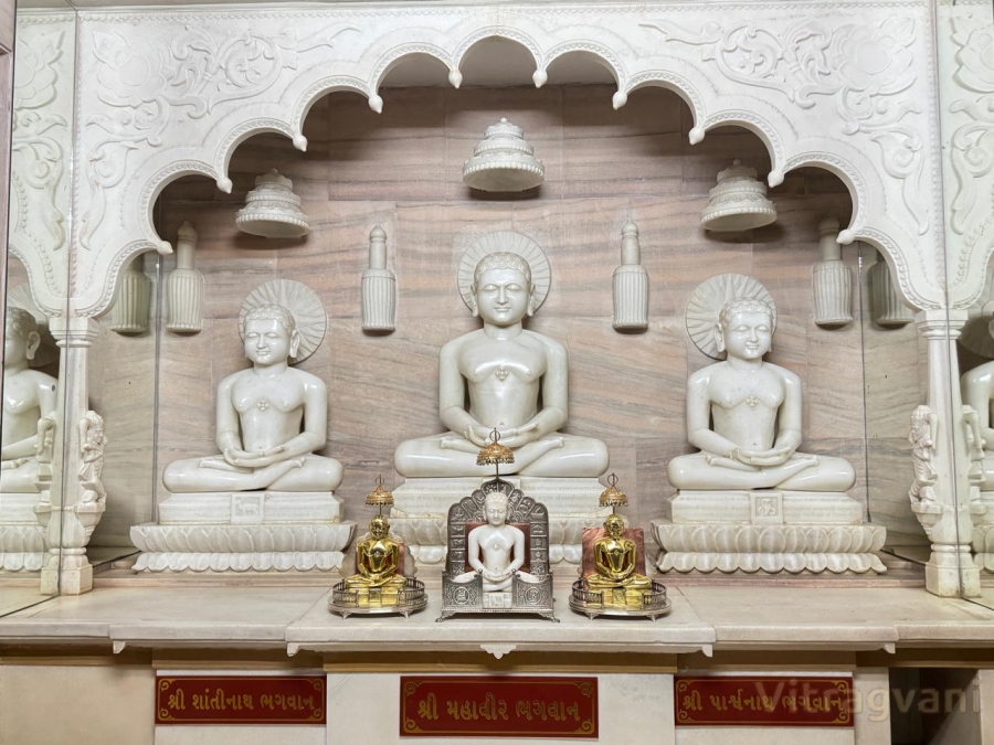 Shri Digambar Jain Mumukshu Temple Nairobi