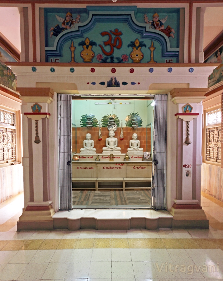 Shree Shantinath Bhagwan Digambar Jain Mandir, Savarkundala