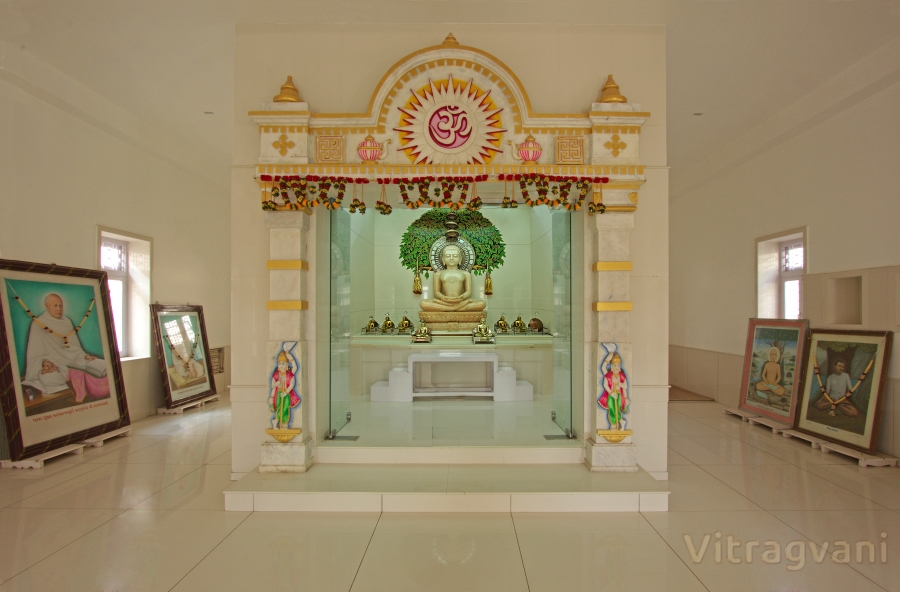 Shree Vardhamaan Swami Digambar Jin Mandir, Wadhwan